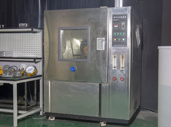 强冲水试验装置